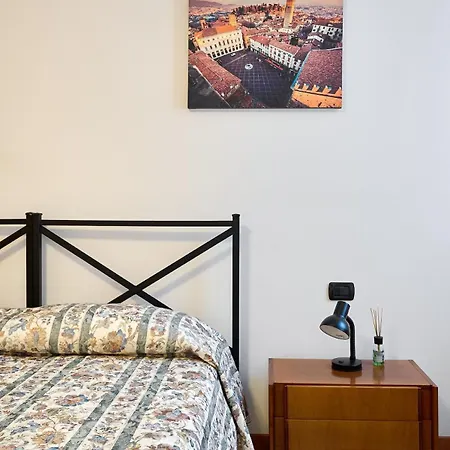 Centro-ac-netflix דירה